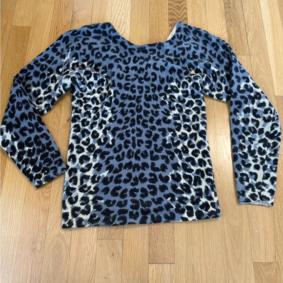Vintage 80s Organically Grown 100% Lambswool Blue Leopard Sweater V-Neck - Picture 7 of 8